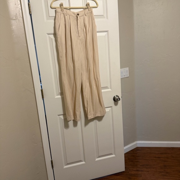 Reformation Mason Pants in Oyster - 6 Petites 6P - Picture 5 of 8